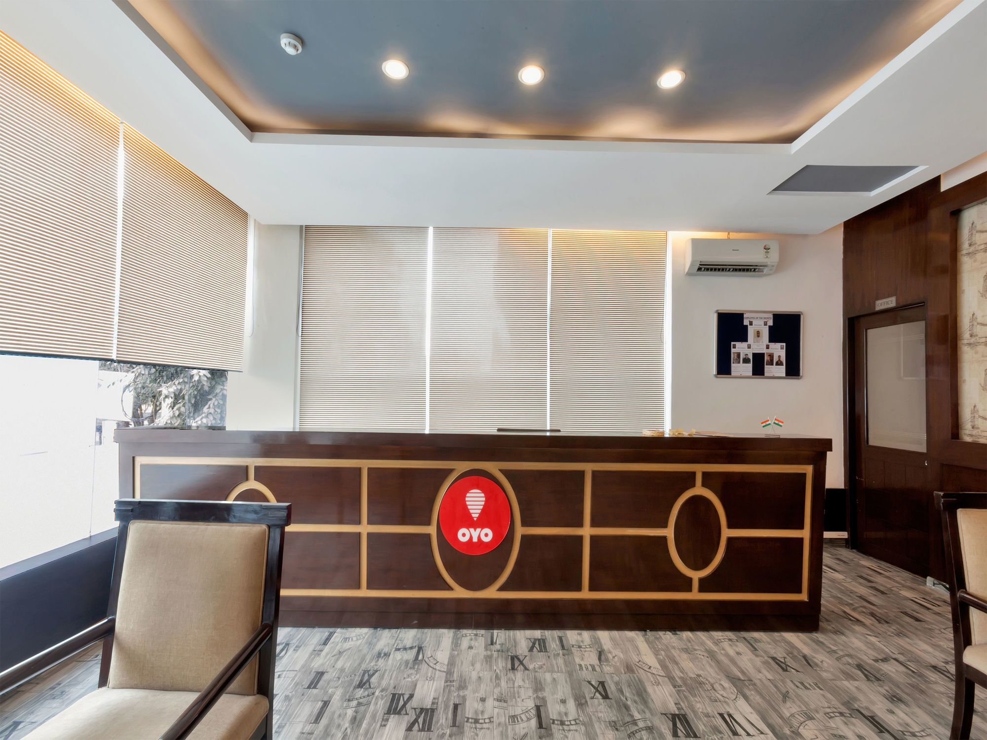 Oyo 9841 The Vivir 1 Hotel Noida Kültér fotó