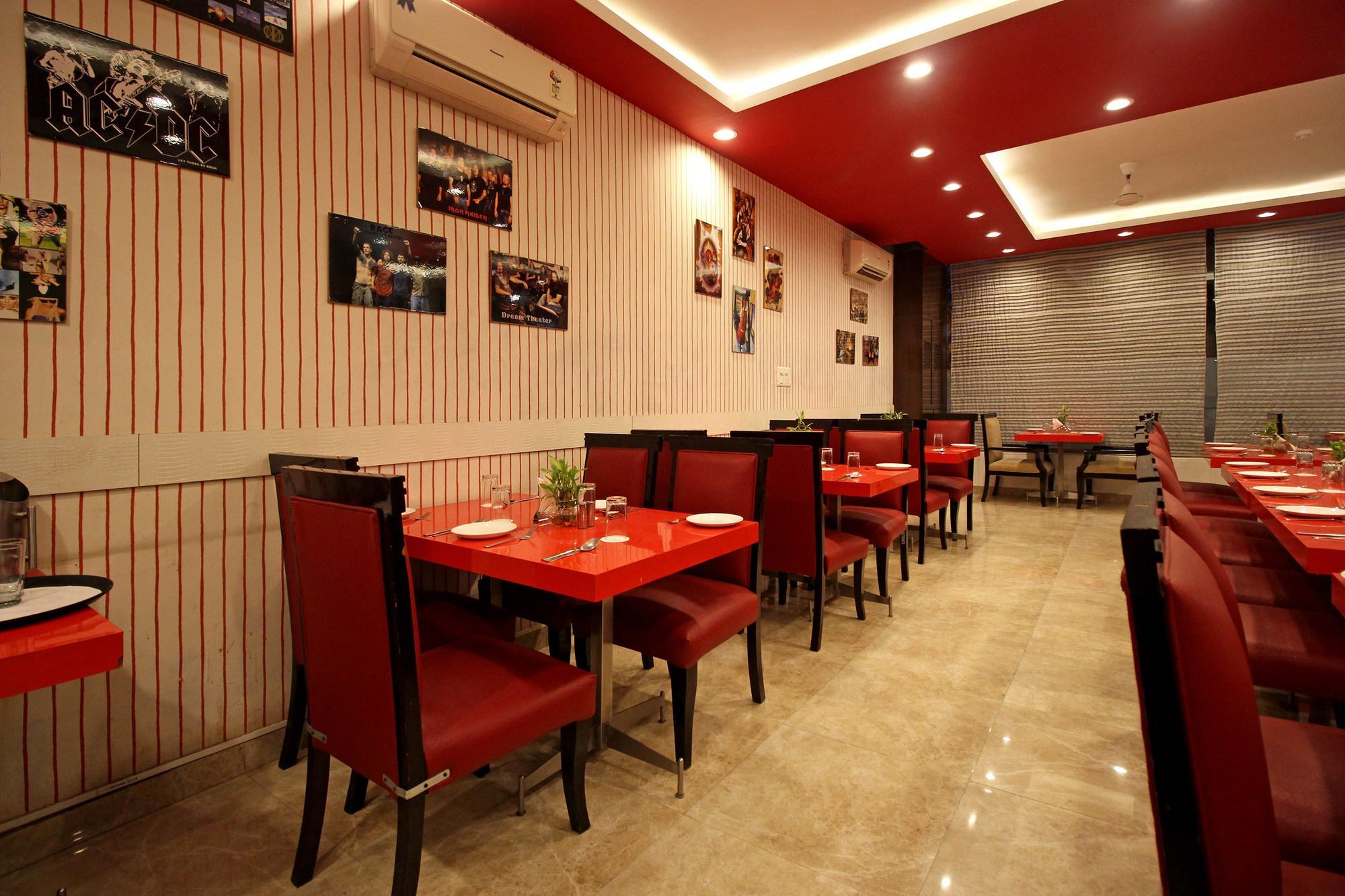 Oyo 9841 The Vivir 1 Hotel Noida Kültér fotó